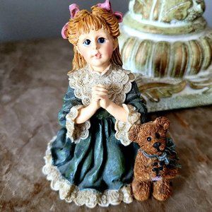 VTG Praying Girl  Handmade Figurine 1998